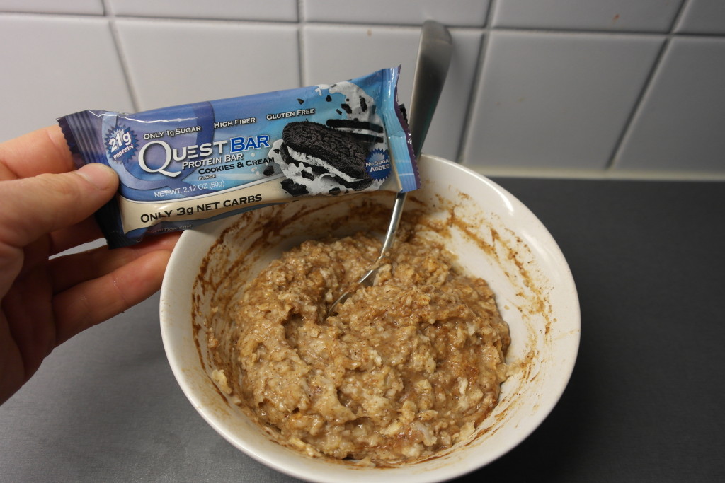 Oatmeal + Questbar Cookies & Cream